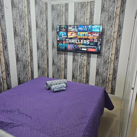 Cozy Studio, Aircon And 3 Pools *