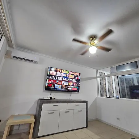 Cozy Studio, Aircon And 3 Pools *