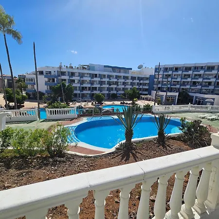 Corbeta 427 Aircon And 3 Pools